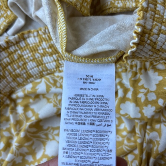Boden Floral Golden Yellow Romper Feminine Vacation Comfort 4P - Picture 8 of 8